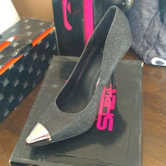 Glitter Pointed Toe Black Heels size 8.5 - Picture 1 of 6